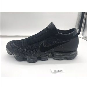 Nike vapormax moc 2 size 8 sold